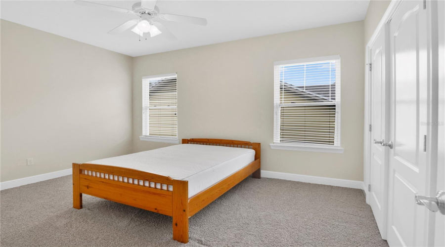 ORLANDO, Florida 32836, 4 Bedrooms Bedrooms, ,3 BathroomsBathrooms,Residential,For Sale,ALDENDALE,0,MFRO6415686