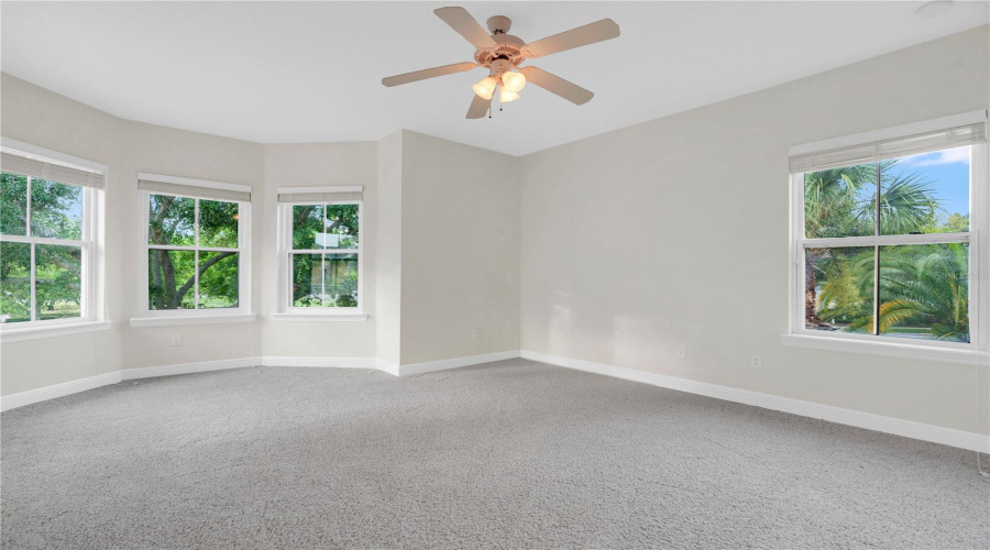 ORLANDO, Florida 32836, 4 Bedrooms Bedrooms, ,3 BathroomsBathrooms,Residential,For Sale,ALDENDALE,0,MFRO6415686