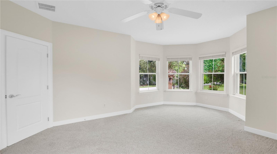 ORLANDO, Florida 32836, 4 Bedrooms Bedrooms, ,3 BathroomsBathrooms,Residential,For Sale,ALDENDALE,0,MFRO6415686