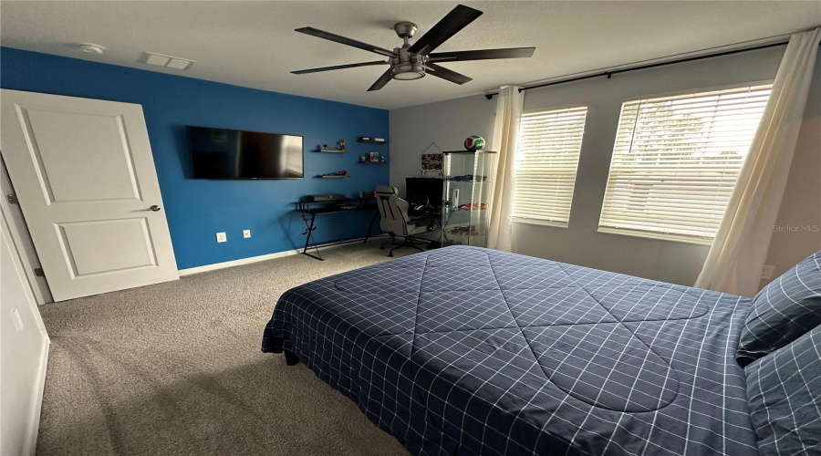 DAVENPORT, Florida 33837, 5 Bedrooms Bedrooms, ,3 BathroomsBathrooms,Residential,For Sale,CAMDEN,0,MFRS5151617