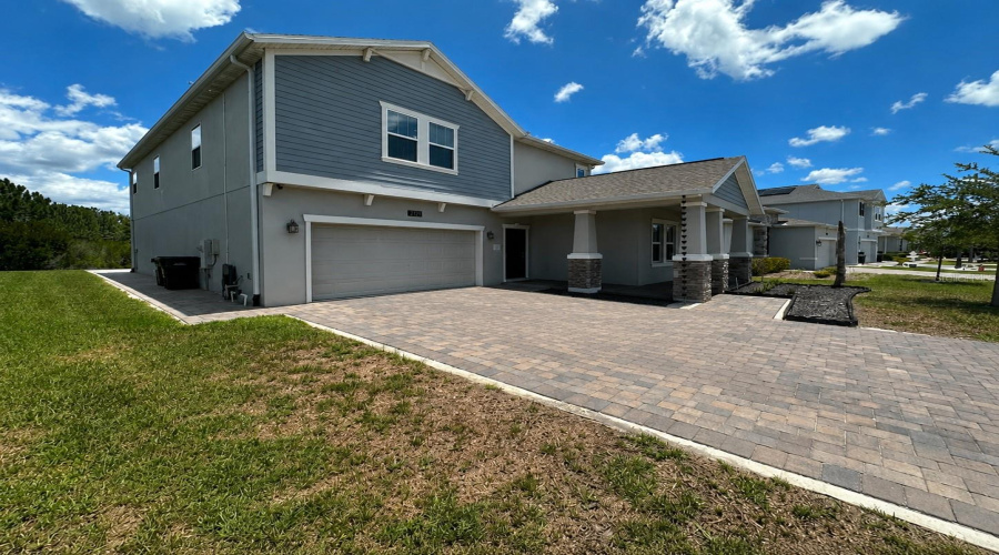 DAVENPORT, Florida 33837, 5 Bedrooms Bedrooms, ,3 BathroomsBathrooms,Residential,For Sale,CAMDEN,0,MFRS5151617