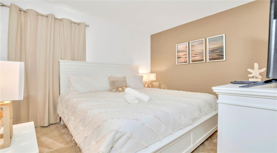 KISSIMMEE, Florida 34746, 8 Bedrooms Bedrooms, ,5 BathroomsBathrooms,Residential,For Sale,MONADO,0,MFRO6351138