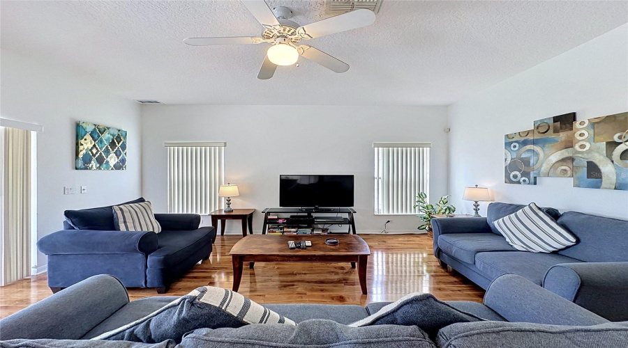 DAVENPORT, Florida 33896, 4 Bedrooms Bedrooms, ,3 BathroomsBathrooms,Residential,For Sale,BALMORAL,0,MFRS5150256
