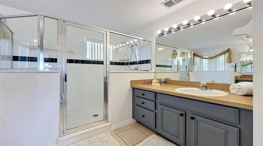 DAVENPORT, Florida 33896, 4 Bedrooms Bedrooms, ,3 BathroomsBathrooms,Residential,For Sale,BALMORAL,0,MFRS5150256