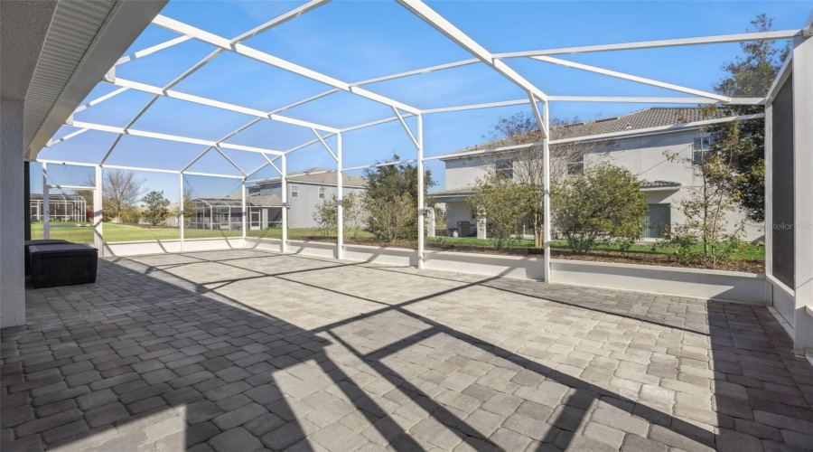 DAVENPORT, Florida 33896, 5 Bedrooms Bedrooms, ,4 BathroomsBathrooms,Residential,For Sale,OLYMPIC CLUB,0,MFRS5142329