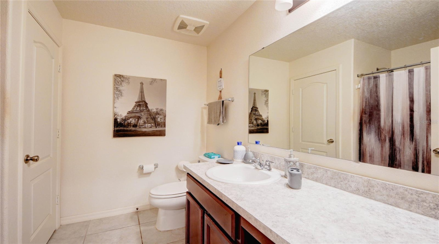 KISSIMMEE, Florida 34746, 4 Bedrooms Bedrooms, ,2 BathroomsBathrooms,Residential,For Sale,CASA DEL REY,0,MFRO6416502