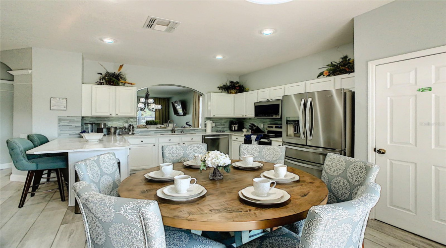 KISSIMMEE, Florida 34747, 6 Bedrooms Bedrooms, ,4 BathroomsBathrooms,Residential,For Sale,MANESTY,0,MFRO6415823