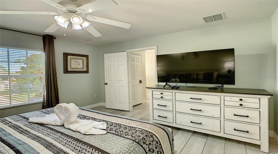 KISSIMMEE, Florida 34747, 6 Bedrooms Bedrooms, ,4 BathroomsBathrooms,Residential,For Sale,MANESTY,0,MFRO6415823