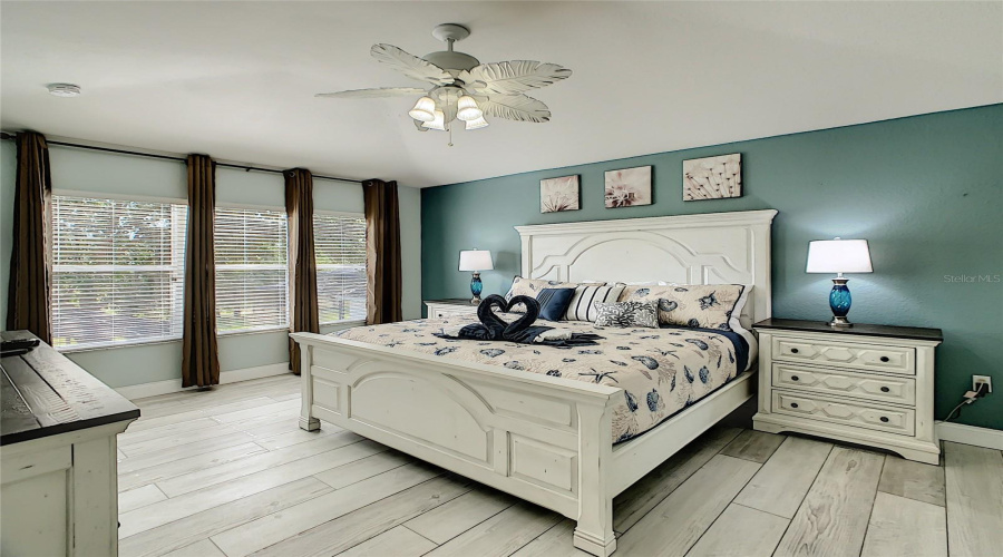 KISSIMMEE, Florida 34747, 6 Bedrooms Bedrooms, ,4 BathroomsBathrooms,Residential,For Sale,MANESTY,0,MFRO6415823