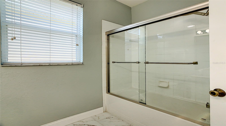KISSIMMEE, Florida 34747, 6 Bedrooms Bedrooms, ,4 BathroomsBathrooms,Residential,For Sale,MANESTY,0,MFRO6415823