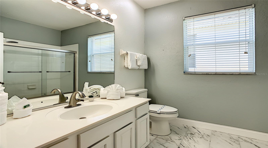KISSIMMEE, Florida 34747, 6 Bedrooms Bedrooms, ,4 BathroomsBathrooms,Residential,For Sale,MANESTY,0,MFRO6415823