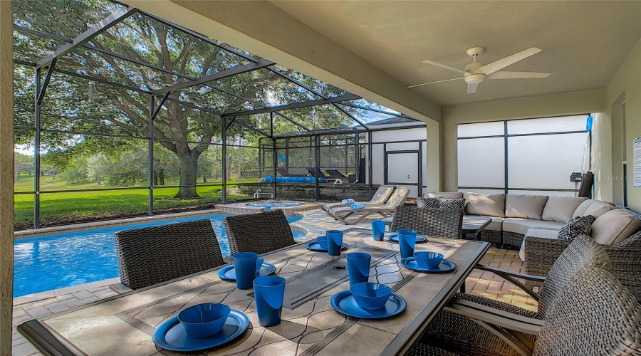 KISSIMMEE, Florida 34747, 6 Bedrooms Bedrooms, ,4 BathroomsBathrooms,Residential,For Sale,MANESTY,0,MFRO6415823