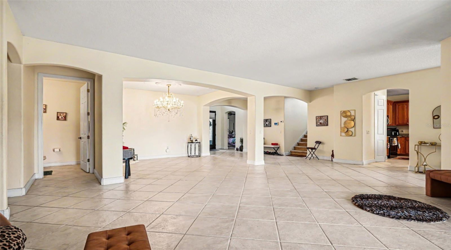 KISSIMMEE, Florida 34746, 5 Bedrooms Bedrooms, ,5 BathroomsBathrooms,Residential,For Sale,WINDWARD OAKS,0,MFRO6411503