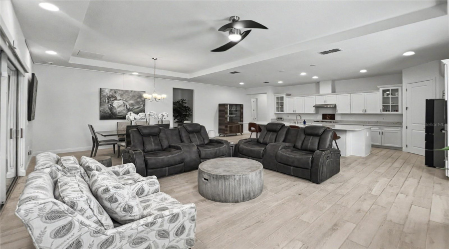 KISSIMMEE, Florida 34747, 4 Bedrooms Bedrooms, ,3 BathroomsBathrooms,Residential,For Sale,LIMESTONE,0,MFRS5151700