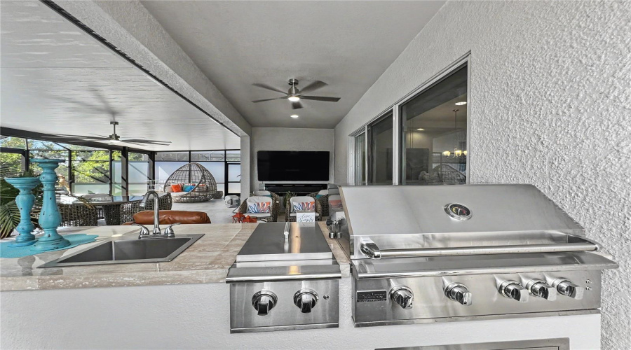 KISSIMMEE, Florida 34747, 4 Bedrooms Bedrooms, ,3 BathroomsBathrooms,Residential,For Sale,LIMESTONE,0,MFRS5151700