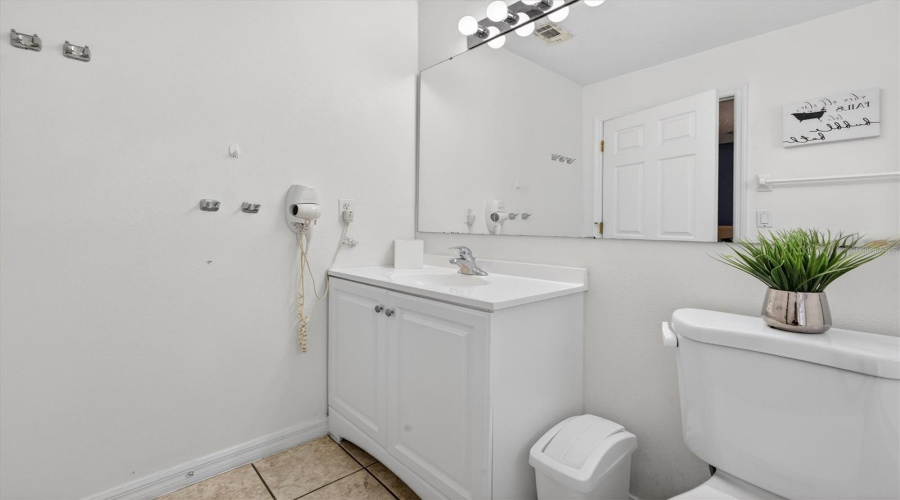 KISSIMMEE, Florida 34746, 3 Bedrooms Bedrooms, ,2 BathroomsBathrooms,Residential,For Sale,PARK RIDGE,0,MFRO6389477
