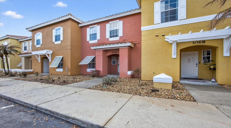 KISSIMMEE, Florida 34746, 3 Bedrooms Bedrooms, ,2 BathroomsBathrooms,Residential,For Sale,PARK RIDGE,0,MFRO6389477
