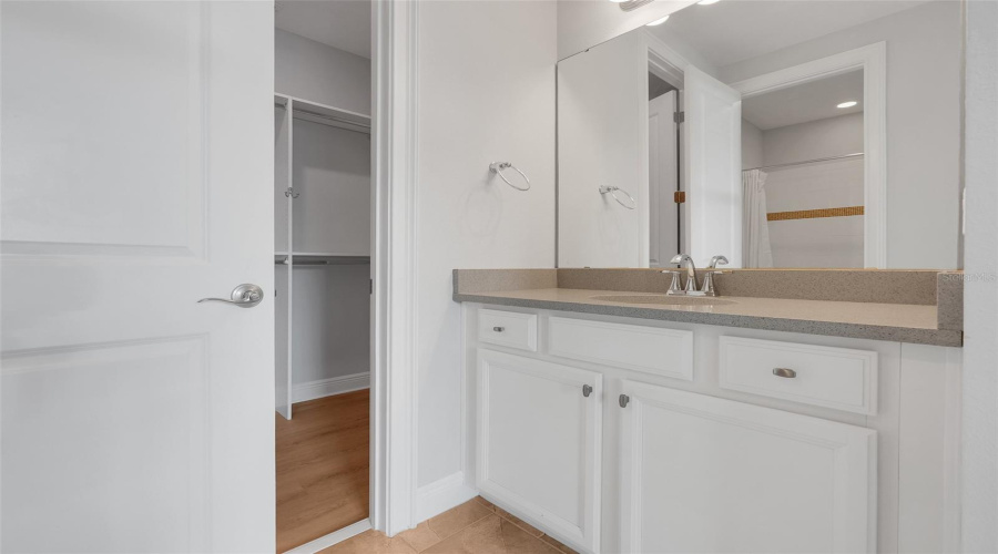 ORLANDO, Florida 32836, 7 Bedrooms Bedrooms, ,6 BathroomsBathrooms,Residential,For Sale,CHILTON,0,MFRO6315189