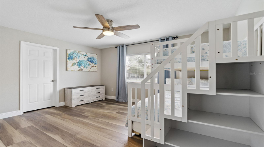 KISSIMMEE, Florida 34747, 6 Bedrooms Bedrooms, ,4 BathroomsBathrooms,Residential,For Sale,BASNETT,0,MFRO6416299