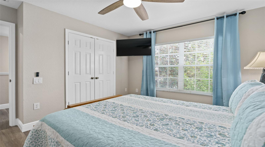 KISSIMMEE, Florida 34747, 6 Bedrooms Bedrooms, ,4 BathroomsBathrooms,Residential,For Sale,BASNETT,0,MFRO6416299