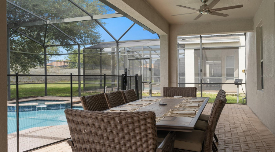 KISSIMMEE, Florida 34747, 6 Bedrooms Bedrooms, ,4 BathroomsBathrooms,Residential,For Sale,BASNETT,0,MFRO6416299