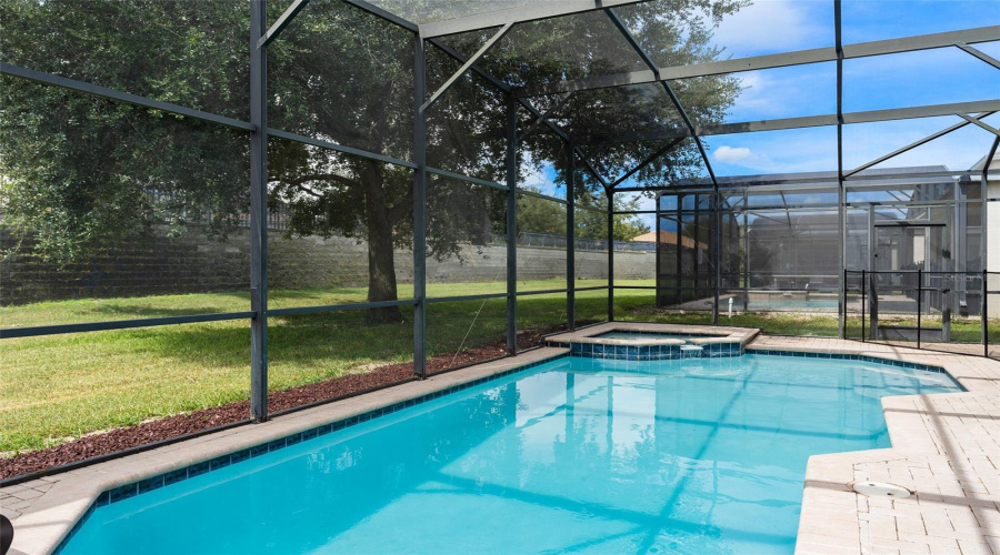 KISSIMMEE, Florida 34747, 6 Bedrooms Bedrooms, ,4 BathroomsBathrooms,Residential,For Sale,BASNETT,0,MFRO6416299