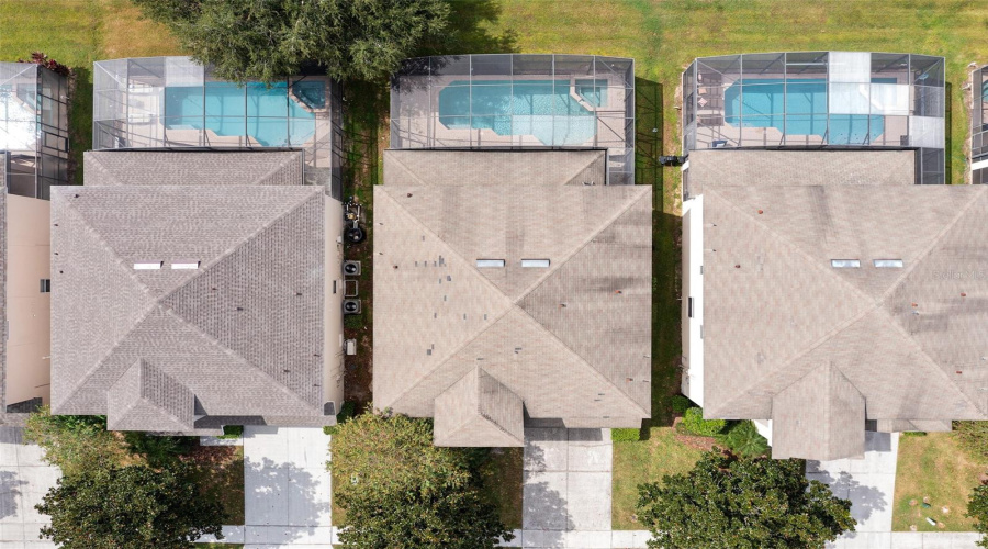 KISSIMMEE, Florida 34747, 6 Bedrooms Bedrooms, ,4 BathroomsBathrooms,Residential,For Sale,BASNETT,0,MFRO6416299