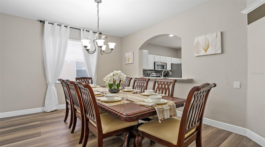 KISSIMMEE, Florida 34747, 6 Bedrooms Bedrooms, ,4 BathroomsBathrooms,Residential,For Sale,BASNETT,0,MFRO6416299