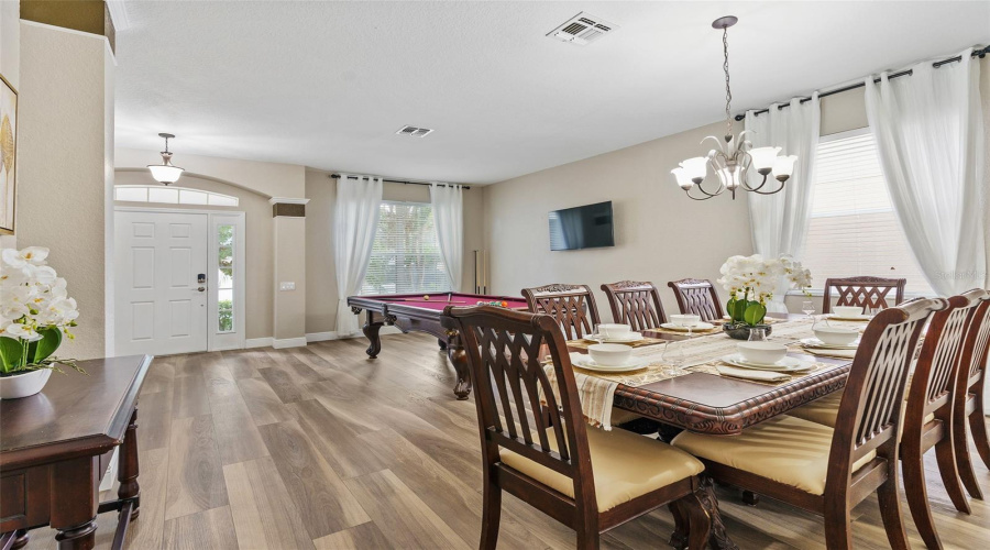 KISSIMMEE, Florida 34747, 6 Bedrooms Bedrooms, ,4 BathroomsBathrooms,Residential,For Sale,BASNETT,0,MFRO6416299