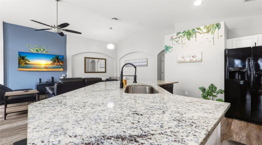 KISSIMMEE, Florida 34746, 4 Bedrooms Bedrooms, ,3 BathroomsBathrooms,Residential,For Sale,CUMBRIAN LAKES,0,MFRO6416489
