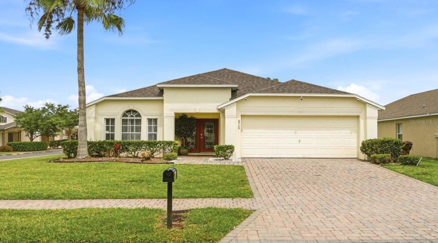 KISSIMMEE, Florida 34746, 4 Bedrooms Bedrooms, ,3 BathroomsBathrooms,Residential,For Sale,CUMBRIAN LAKES,0,MFRO6416489