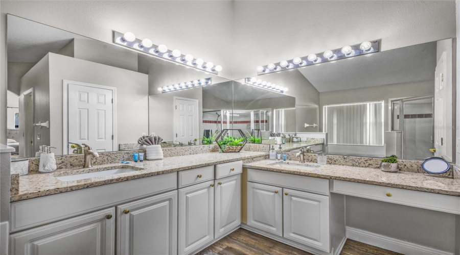 KISSIMMEE, Florida 34746, 4 Bedrooms Bedrooms, ,3 BathroomsBathrooms,Residential,For Sale,CUMBRIAN LAKES,0,MFRO6416489