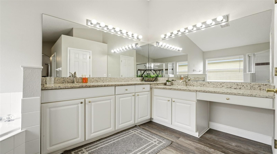 KISSIMMEE, Florida 34746, 4 Bedrooms Bedrooms, ,3 BathroomsBathrooms,Residential,For Sale,CUMBRIAN LAKES,0,MFRO6416489