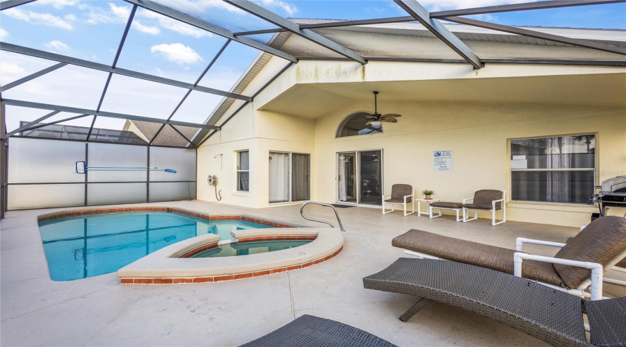 KISSIMMEE, Florida 34746, 4 Bedrooms Bedrooms, ,3 BathroomsBathrooms,Residential,For Sale,CUMBRIAN LAKES,0,MFRO6416489