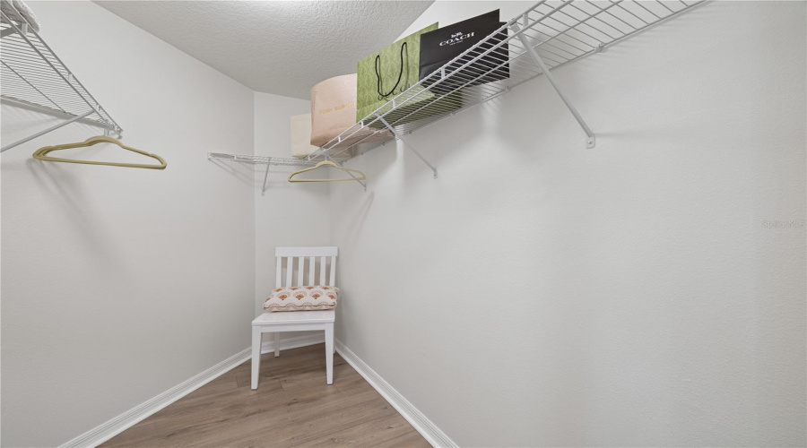 DAVENPORT, Florida 33896, 3 Bedrooms Bedrooms, ,2 BathroomsBathrooms,Residential,For Sale,OVERPOOL,0,MFRS5151132