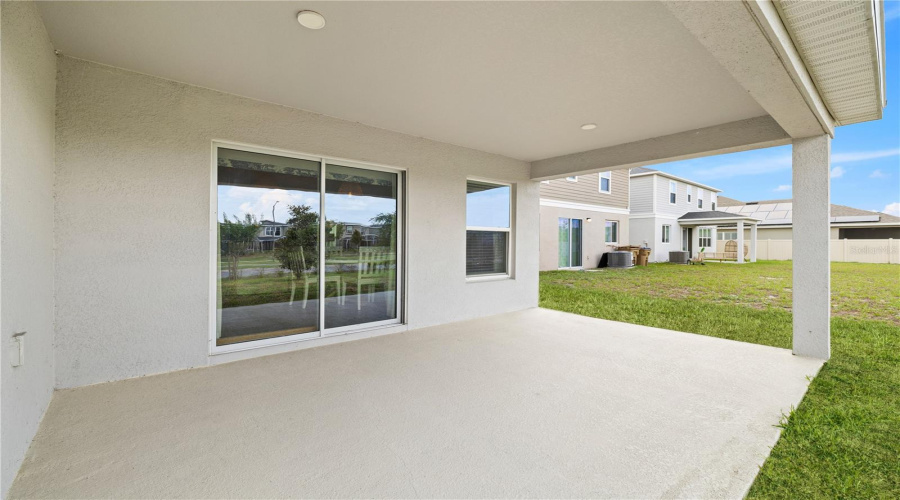 DAVENPORT, Florida 33896, 3 Bedrooms Bedrooms, ,2 BathroomsBathrooms,Residential,For Sale,OVERPOOL,0,MFRS5151132