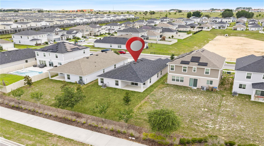 DAVENPORT, Florida 33896, 3 Bedrooms Bedrooms, ,2 BathroomsBathrooms,Residential,For Sale,OVERPOOL,0,MFRS5151132