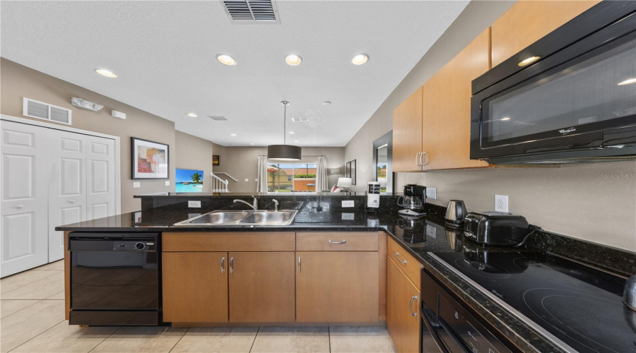 KISSIMMEE, Florida 34747, 2 Bedrooms Bedrooms, ,2 BathroomsBathrooms,Residential,For Sale,BIRD OF PARADISE,0,MFRO6416279