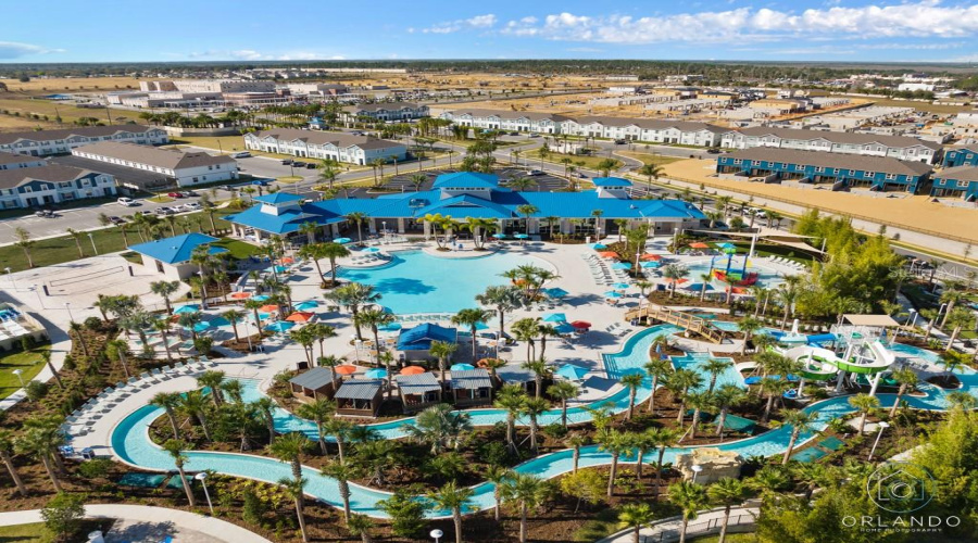 Windsor Island Resort entertainment hub. Resort style zero entry pool, lazy river, water slides, basketball, volleyball, outdoor sports bar and restaurant, athletic facility, game room, kid splash zone, cabanas and so much more...