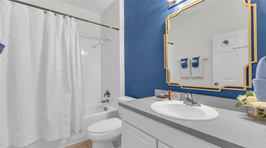 DAVENPORT, Florida 33897, 5 Bedrooms Bedrooms, ,3 BathroomsBathrooms,Residential,For Sale,LANCASTER,0,MFRTB8451603