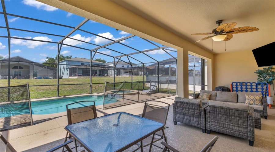 DAVENPORT, Florida 33897, 5 Bedrooms Bedrooms, ,3 BathroomsBathrooms,Residential,For Sale,LANCASTER,0,MFRTB8451603