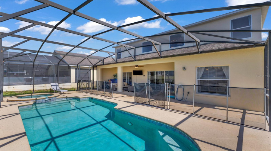 DAVENPORT, Florida 33897, 5 Bedrooms Bedrooms, ,3 BathroomsBathrooms,Residential,For Sale,LANCASTER,0,MFRTB8451603