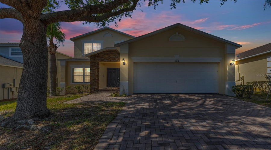 DAVENPORT, Florida 33897, 5 Bedrooms Bedrooms, ,3 BathroomsBathrooms,Residential,For Sale,LANCASTER,0,MFRTB8451603