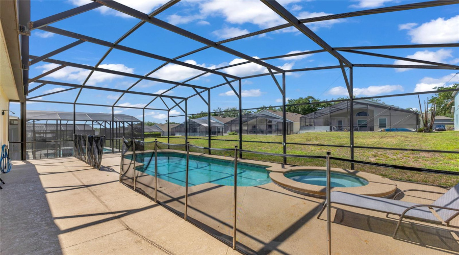 DAVENPORT, Florida 33897, 5 Bedrooms Bedrooms, ,3 BathroomsBathrooms,Residential,For Sale,LANCASTER,0,MFRTB8451603
