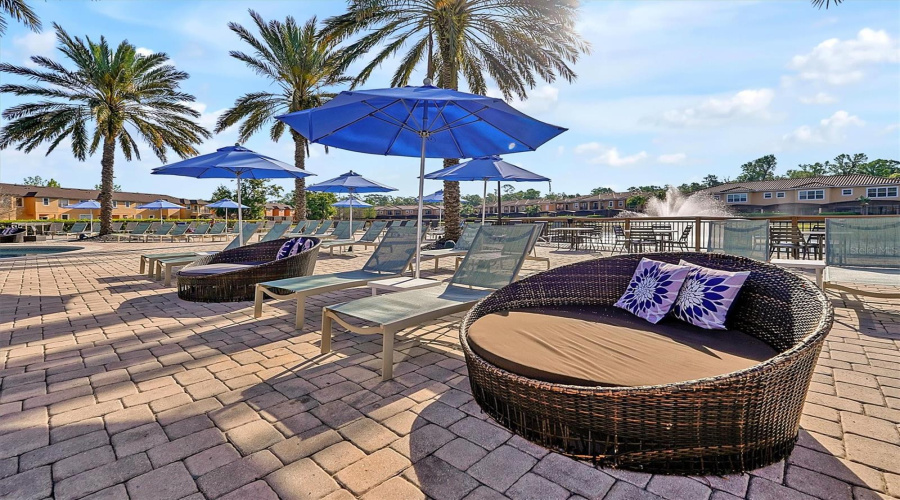 KISSIMMEE, Florida 34746, 2 Bedrooms Bedrooms, ,2 BathroomsBathrooms,Residential,For Sale,ROADSTER,0,MFRO6414865