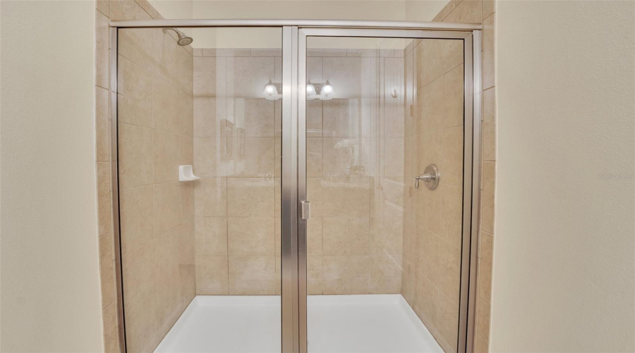 KISSIMMEE, Florida 34747, 8 Bedrooms Bedrooms, ,7 BathroomsBathrooms,Residential,For Sale,NOVI,0,MFRTB8518783