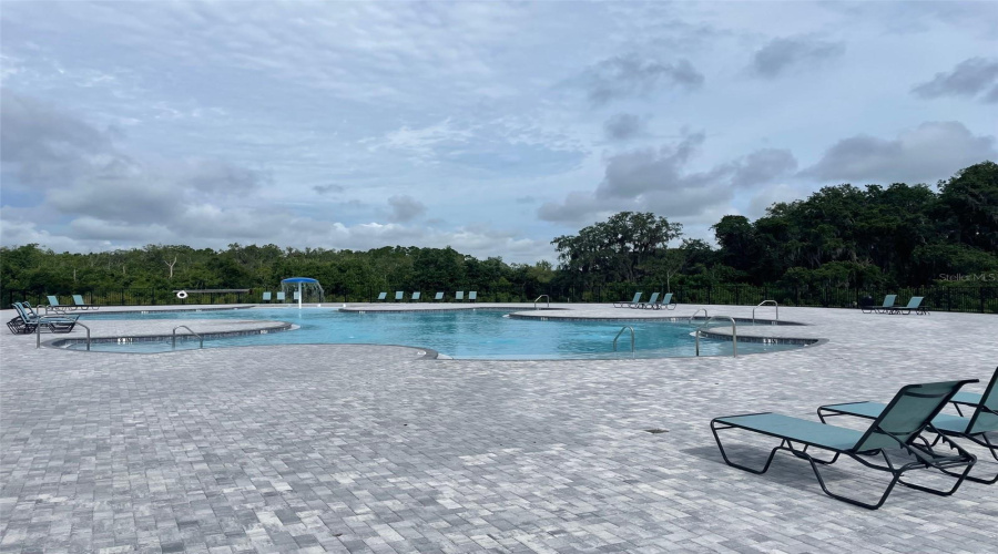 DAVENPORT, Florida 33837, 4 Bedrooms Bedrooms, ,2 BathroomsBathrooms,Residential,For Sale,BURNEY FALLS,0,MFRS5151720