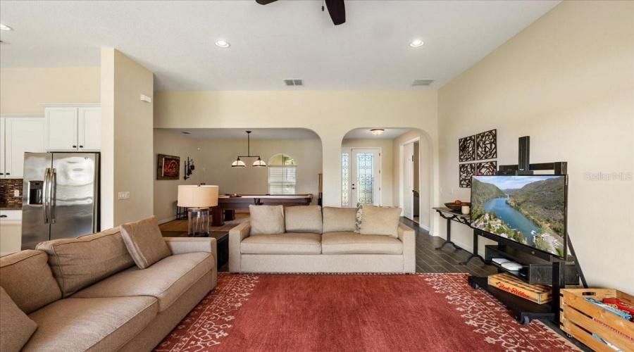 KISSIMMEE, Florida 34746, 3 Bedrooms Bedrooms, ,2 BathroomsBathrooms,Residential,For Sale,BOWFIN,0,MFRS5151840