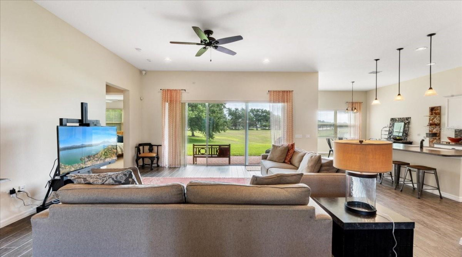 KISSIMMEE, Florida 34746, 3 Bedrooms Bedrooms, ,2 BathroomsBathrooms,Residential,For Sale,BOWFIN,0,MFRS5151840