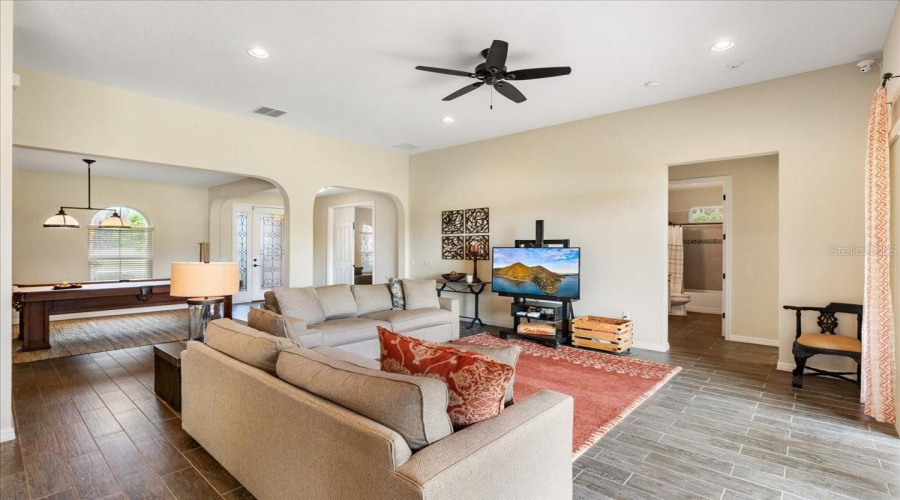 KISSIMMEE, Florida 34746, 3 Bedrooms Bedrooms, ,2 BathroomsBathrooms,Residential,For Sale,BOWFIN,0,MFRS5151840